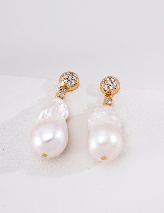 Baroque Pearl & Amethyst earing