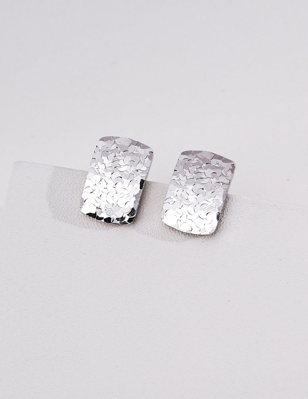 S925 Silver Simple Retro Stud Earrings