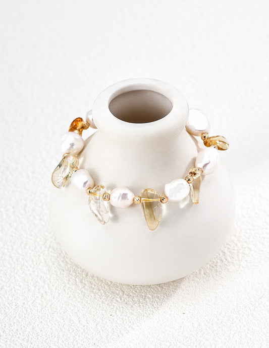 Natural pearl and crystal bracelet