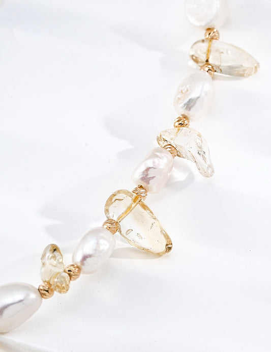 Natural pearl and crystal bracelet
